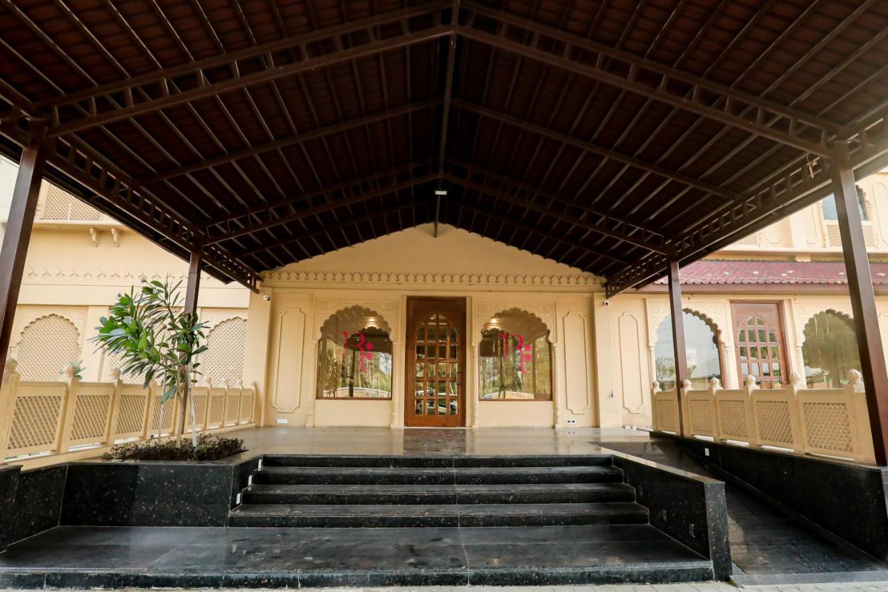 Regenta Central City Vilas Palace Ambala Luaran gambar