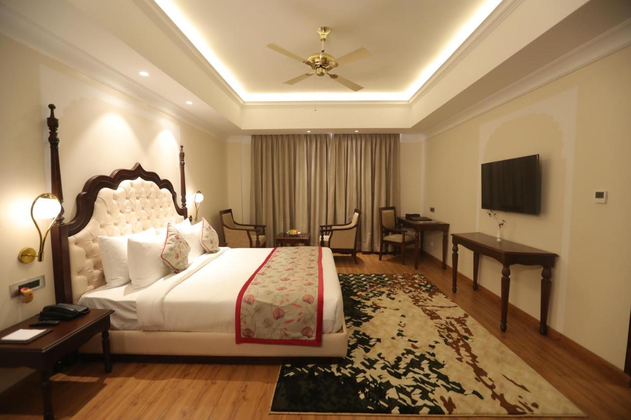 Regenta Central City Vilas Palace Ambala Luaran gambar